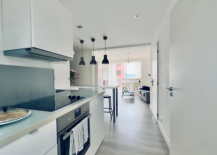 L'ajax T3 Centre Et Bord De *