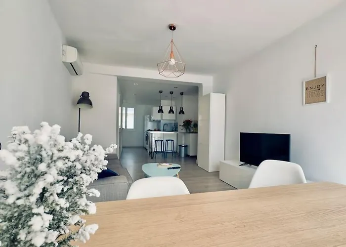 L'ajax T3 Centre Et Bord De *