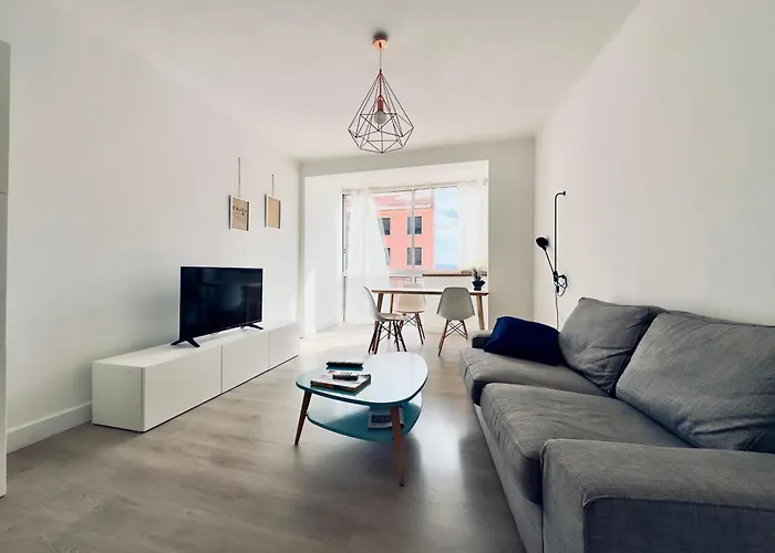 L'ajax T3 Centre Et Bord De Lägenhet *